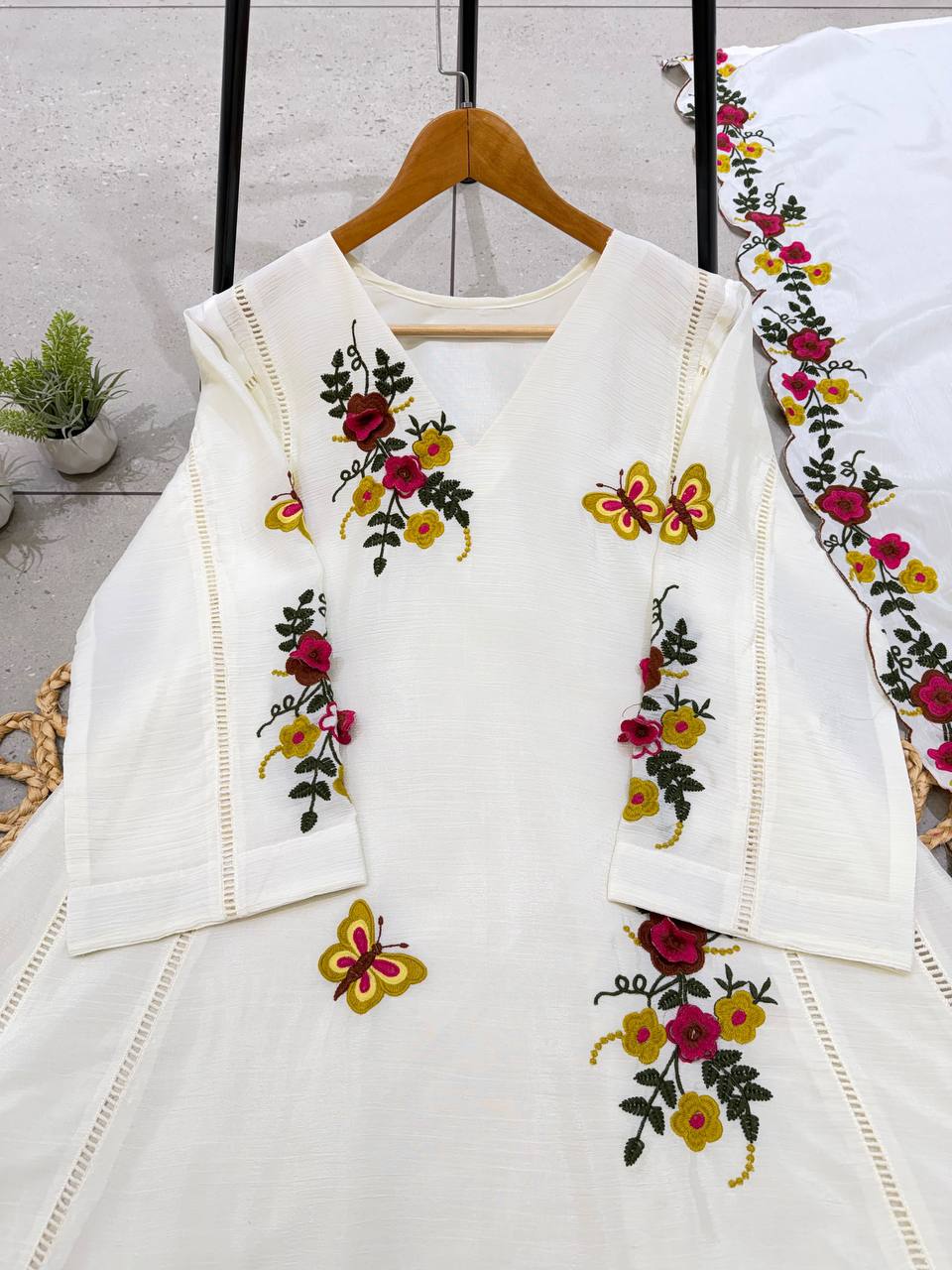 Off White Floral Embroidered A-Line Salwar Suit