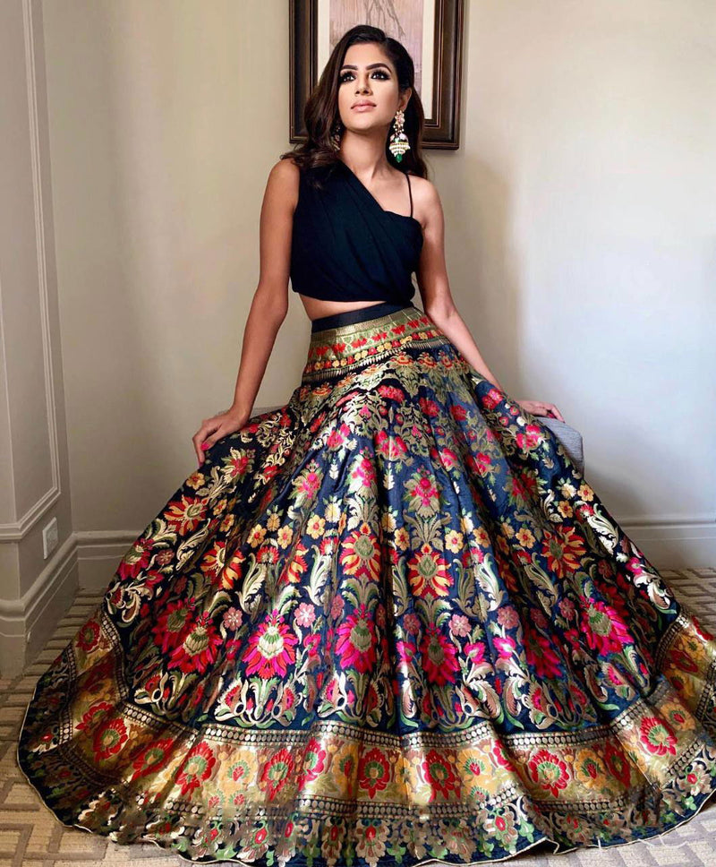 Latest design of party wear lehenga hot sale