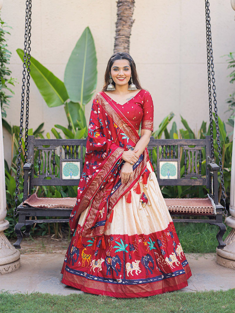 Banarasi Silk Wedding Wear Red White Lehenga Choli at Rs 750 in Surat