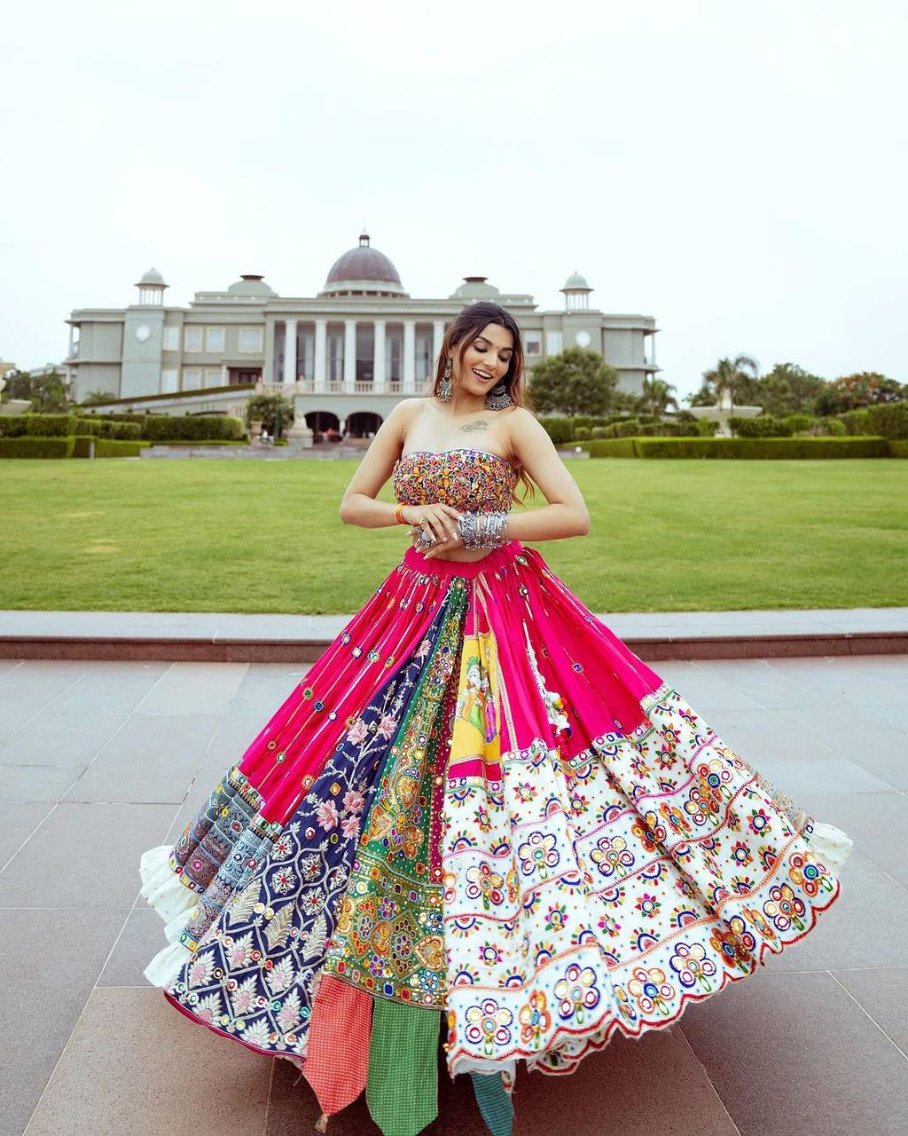 Pink Mirror Work Megic  Navratri Lehenga Choli.