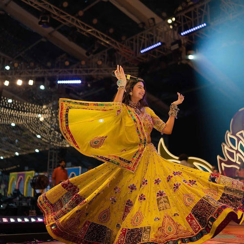 Kinjal Dave Stylist Navratri Yellow Color Digital Printed Lehenga