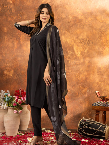 Black Color Embroidery Thread Work Designer Salwar Suit