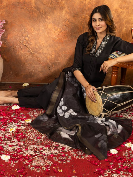 Black Color Embroidery Thread Work Designer Salwar Suit