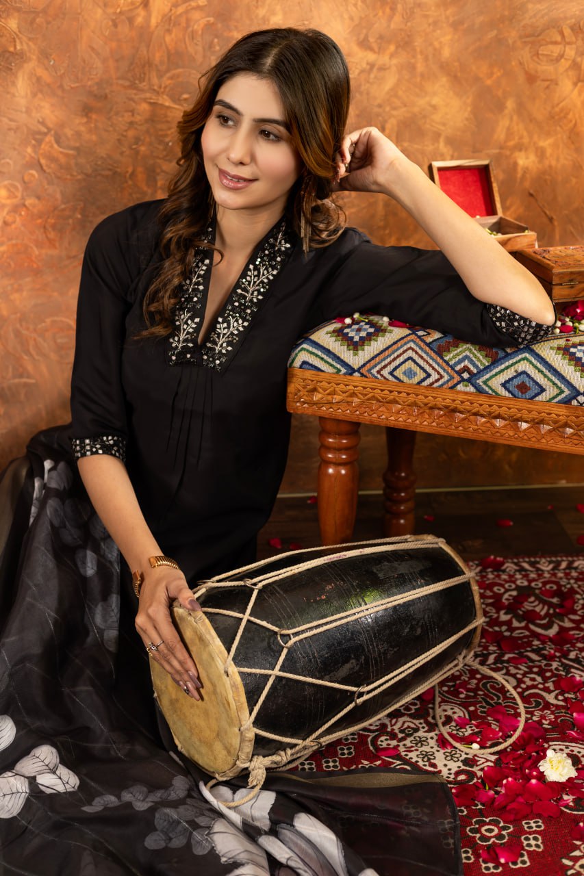 Black Color Embroidery Thread Work Designer Salwar Suit