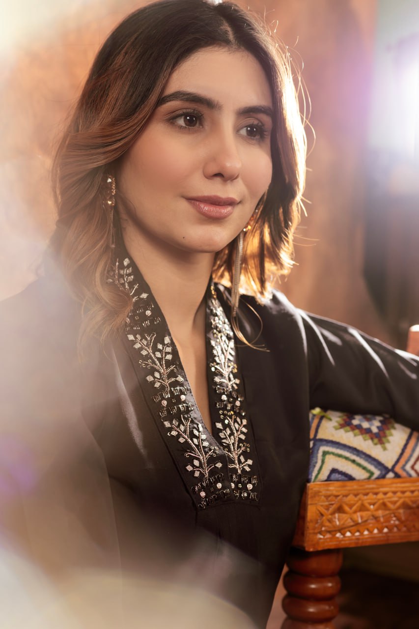 Black Color Embroidery Thread Work Designer Salwar Suit