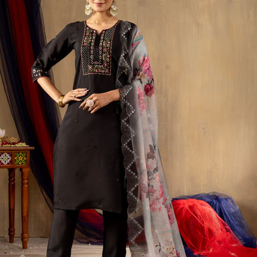 Black Color Embroidery Thread Work Designer Salwar Suit