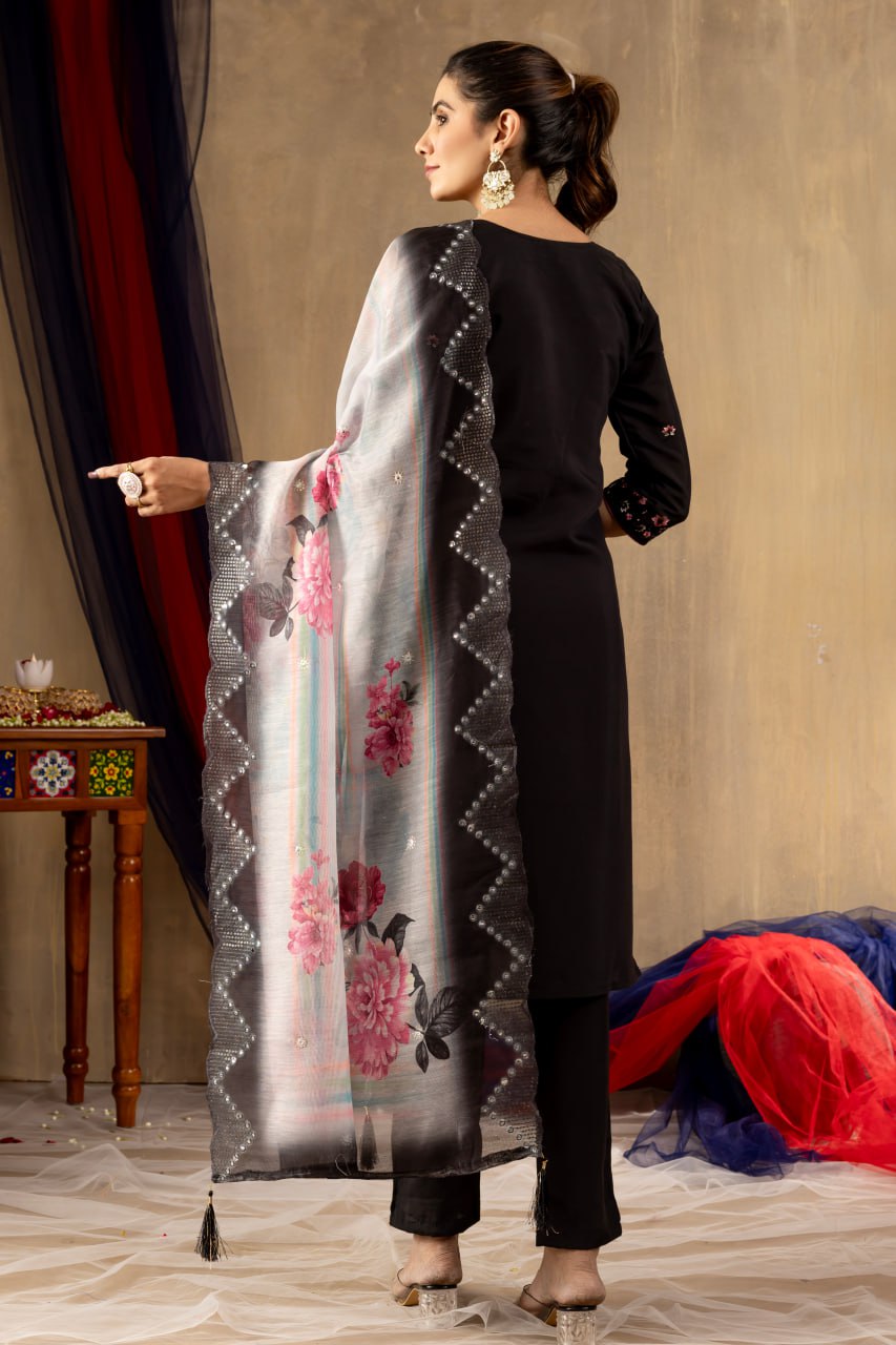 Black Color Embroidery Thread Work Designer Salwar Suit