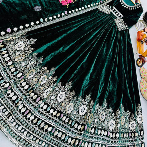 Green Color Bollywood Designer Velvet Party Wear Gown