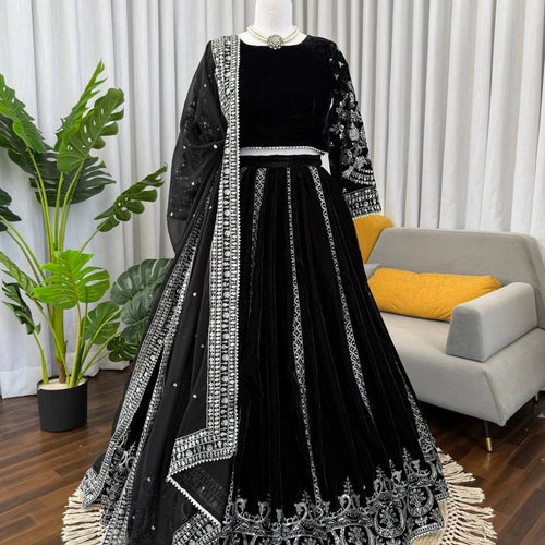 Black Color Wedding Wear Designer Velvet Lehenga Choli