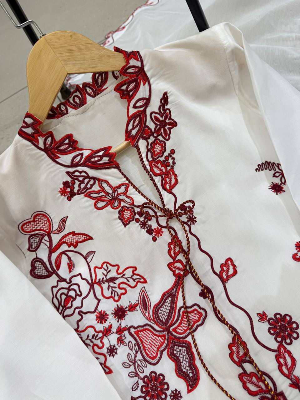 White & Maroon Floral Embroidered Pakistani Suit